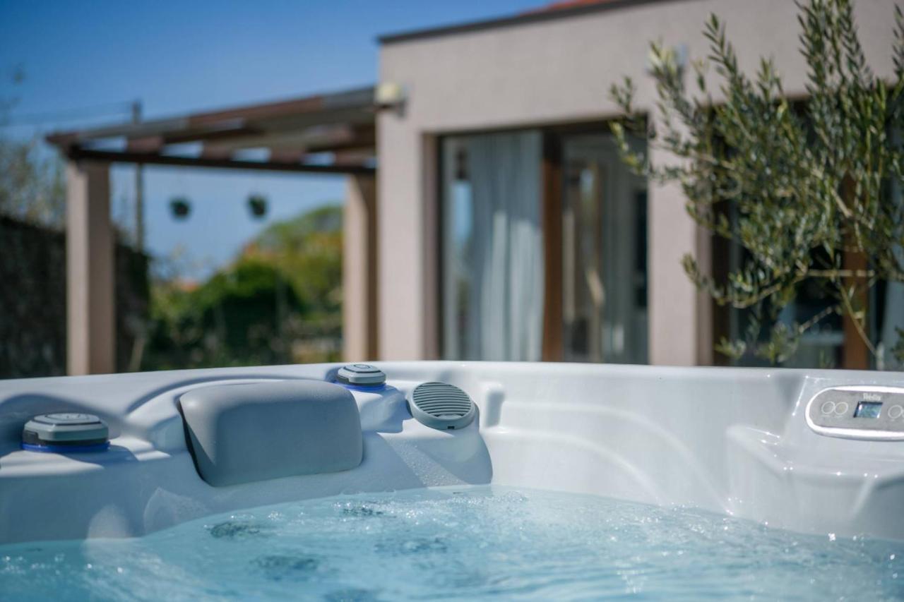 Vila Bobo Family House With Pool Vodnjan Exteriér fotografie